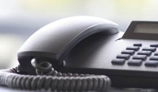 Telefon, anrufen!
